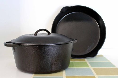 cast iron pan and cast iron dutch oven