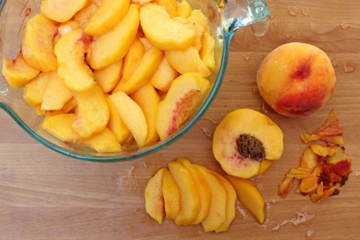 How to make peach pie from scratch