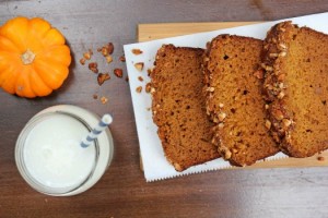 Pumpkin Streusel Bread (low fat, low sugar recipe)