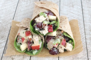 Healthy-Chicken-Salad-with-Grapes-Apples-and-Tarragon-Yogurt-Dressing