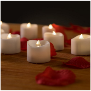 Flameless Votive Candles (Amazon)