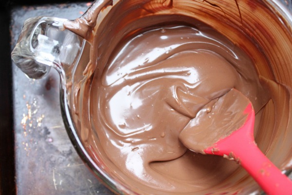 How to Make Chocolate Minifigs