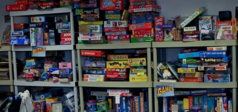 Consignment Games