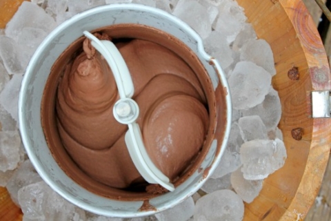 Chocolate Kitchenaid Ice Cream Recipe - Fabulessly Frugal